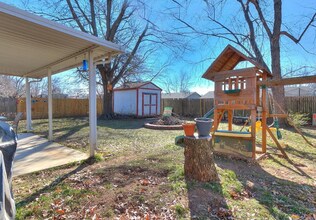 209 W Canton St in Broken Arrow, OK - Building Photo - Building Photo