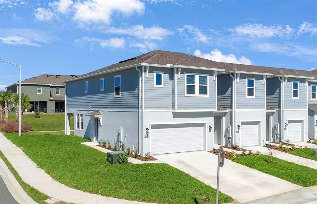 2803 Maloof Dr in Davenport, FL - Building Photo