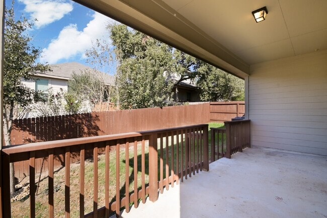 10135 Bricewood Pk in San Antonio, TX - Building Photo - Building Photo