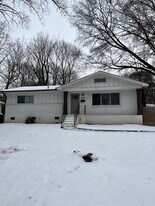 4009 Crestridge Dr in Charlotte, NC - Building Photo