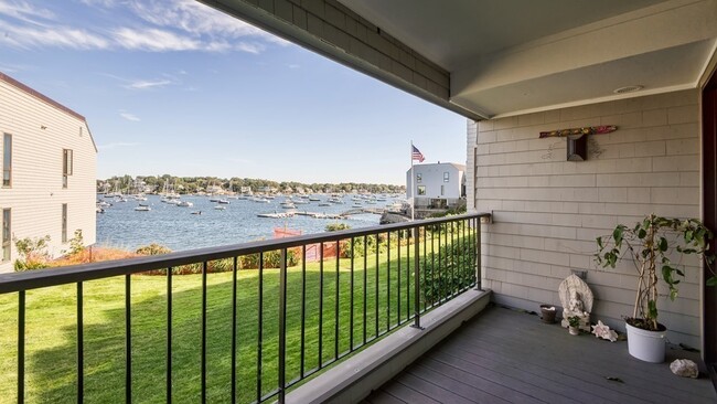 property at 31 Constitution Way