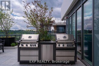 212 King William St in Hamilton, ON - Building Photo - Building Photo