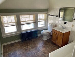 636 Jackson St in Oshkosh, WI - Building Photo - Building Photo