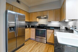3777 Peachtree Rd in Brookhaven, GA - Building Photo - Building Photo