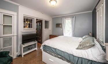 244 Marshall Ave in St. Paul, MN - Foto de edificio - Building Photo