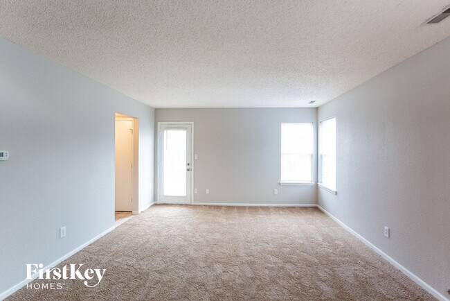 10320 Liverpool Way in Indianapolis, IN - Building Photo - Building Photo