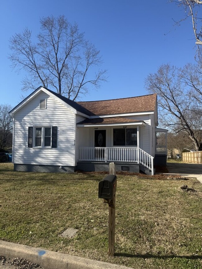 908 Cone Ave in Pineville, NC - Building Photo - Building Photo