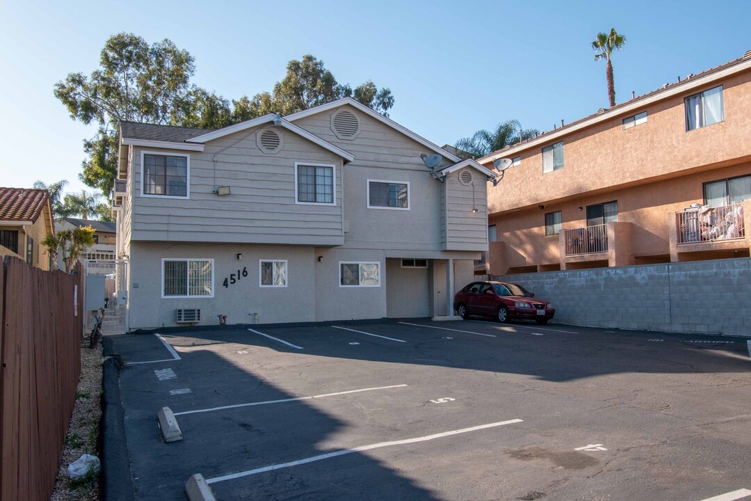 4516-4540 60th Street in San Diego, CA - Foto de edificio