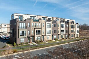 Commonwealth Place at Westfields in Chantilly, VA - Building Photo