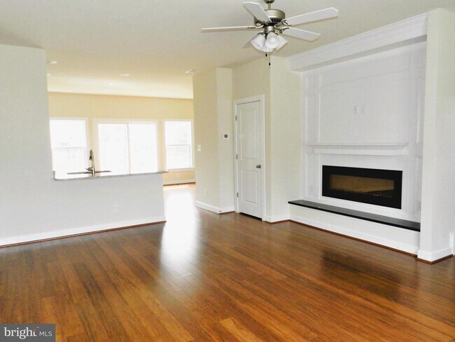 2 Andrews Pl in Fredericksburg, VA - Building Photo - Building Photo