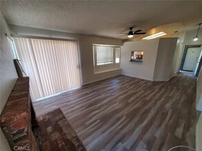 23805 Mark Twain in Moreno Valley, CA - Building Photo - Building Photo