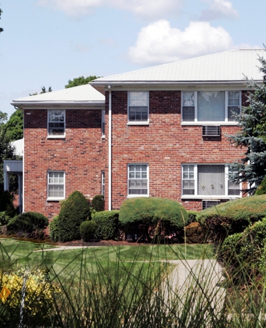 Pompton Hills Apartments In Pompton Lakes, Nj 