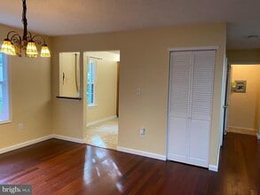 64 Drewes Ct in Trenton, NJ - Building Photo - Building Photo