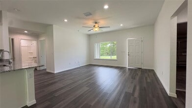 122 Malauka Loop in Ocklawaha, FL - Building Photo - Building Photo