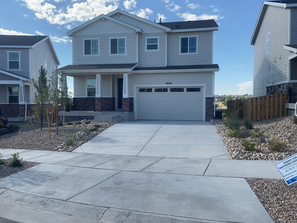 26126 E Calhoun Pl in Aurora, CO - Building Photo