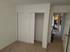 73 Woodrow St, Unit 73 in Daly City, CA - Building Photo - Building Photo