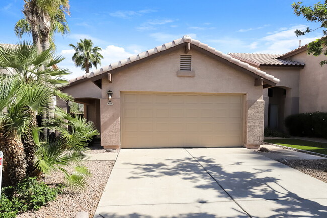 property at 4116 E Coolbrook Ave