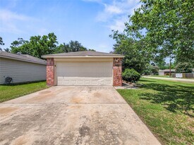 16393 Many Trees Ln in Conroe, TX - Building Photo