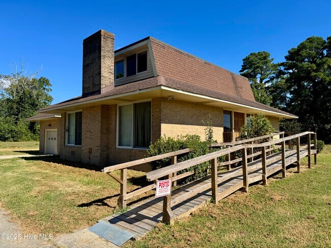1718 River Rd in Elizabeth City, NC - Building Photo - Building Photo