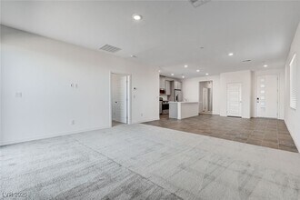 296 Fossil Fls St in Henderson, NV - Building Photo - Building Photo
