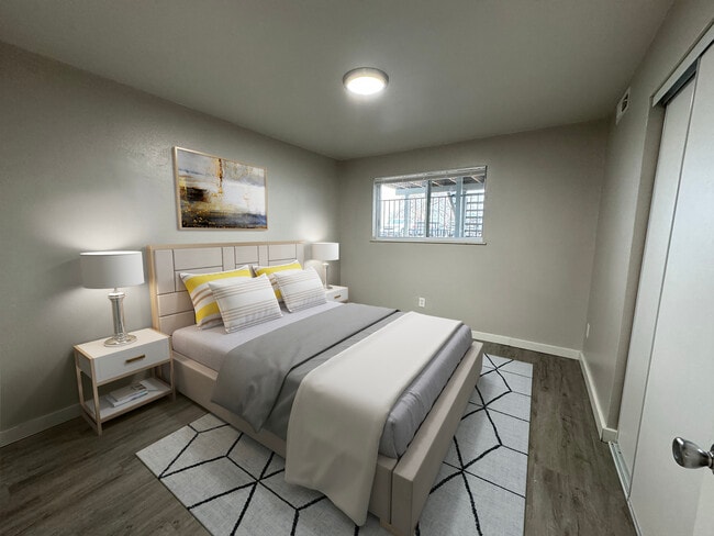 Foothills West Apartments in Colorado Springs, CO - Building Photo - Building Photo