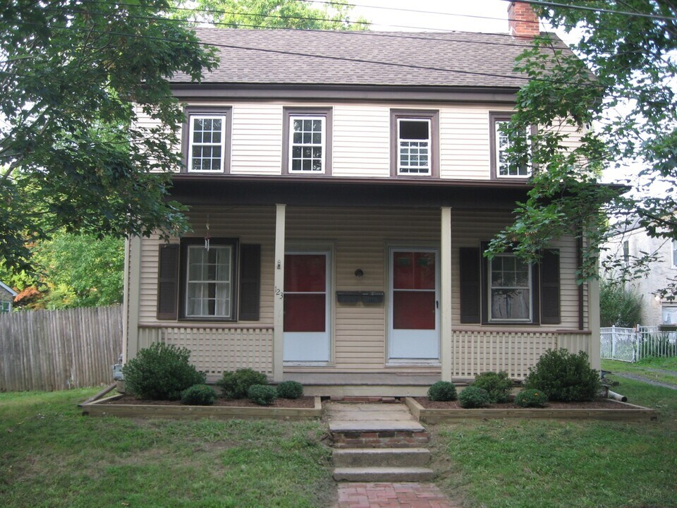 121 North Bellevue Avenue in Langhorne, PA - Building Photo