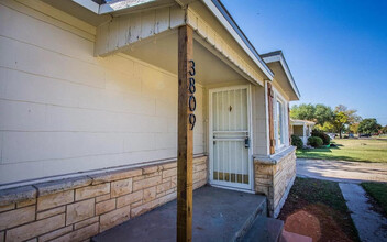 3809 30th St in Lubbock, TX - Building Photo - Building Photo