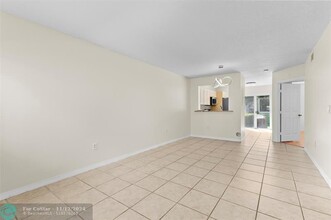 7850 NW 6th St in Pembroke Pines, FL - Building Photo - Building Photo