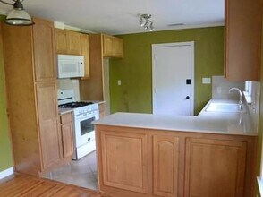 3227 S Louisville Ave in Tulsa, OK - Building Photo - Building Photo