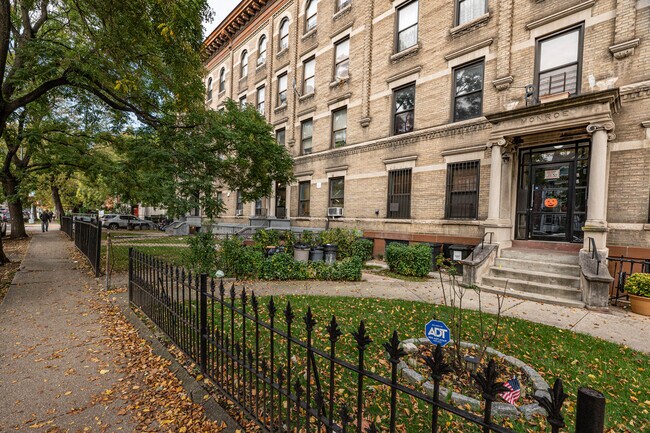 803 Beverley Rd in Brooklyn, NY - Foto de edificio - Building Photo