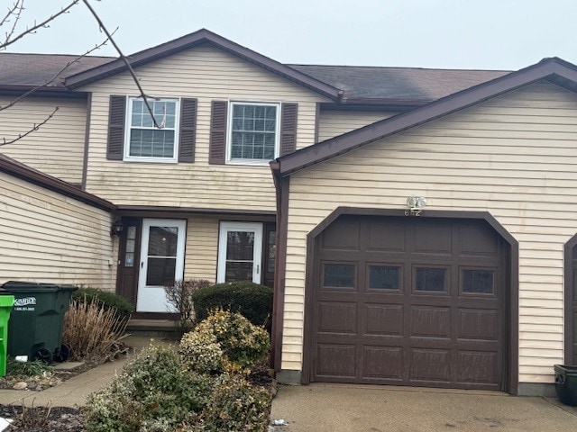 property at 642 Topaz Ln