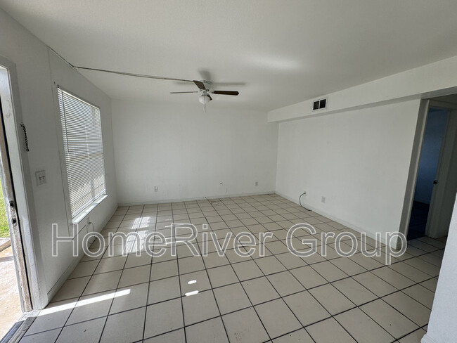 5467 Second Ave in Ft. Myers, FL - Building Photo - Building Photo