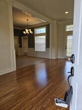 15298 Wagon Wheel Cir in Chandler, TX - Foto de edificio - Building Photo