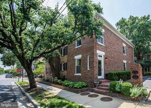 506 N Alfred St in Alexandria, VA - Building Photo - Building Photo