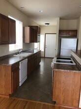 2998-3000 Huntington St in Port Orchard, WA - Building Photo - Building Photo