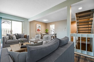 Northgate on Sharon in Columbus, OH - Building Photo - Building Photo