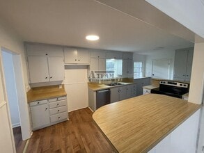 505 Highland Dr in Athens, TX - Building Photo - Building Photo