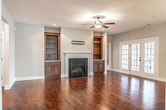 100 Wiregrass Ln in Southern Pines, NC - Foto de edificio - Building Photo