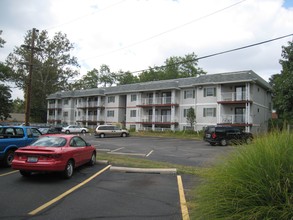 Roscommon Place in Dayton, OH - Building Photo - Building Photo