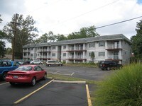 Roscommon Place in Dayton, OH - Foto de edificio - Building Photo