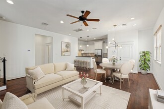 1120 W 18th St in Houston, TX - Building Photo - Building Photo