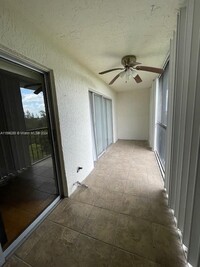 5900 NW 44th St, Unit 2 BEDROOM 2 BATH in Lauderhill, FL - Foto de edificio - Building Photo