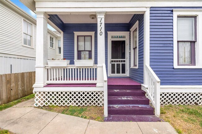 1710 Avenue O in Galveston, TX - Building Photo - Building Photo