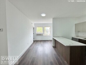 5638 N Ashland Ave, Unit 1 in Chicago, IL - Building Photo - Building Photo