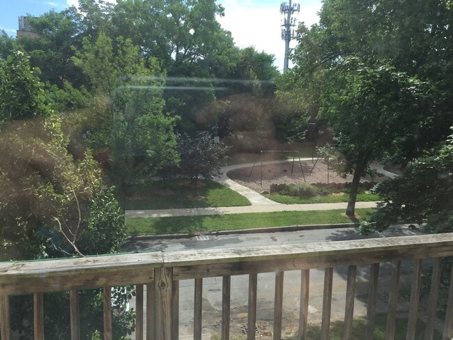 property at 3063 N Bremen St