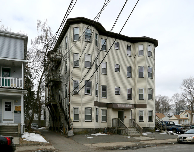 Historic Sycamore Hospital in Brockton, MA - Foto de edificio - Building Photo