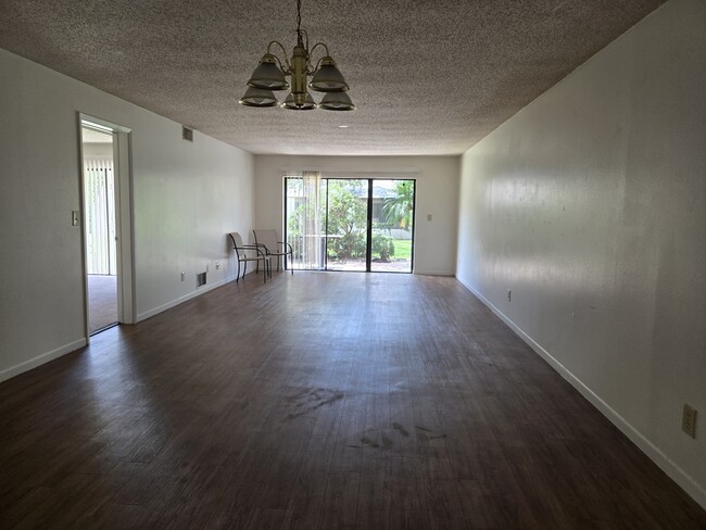 3505 Tarpon Woods Blvd in Palm Harbor, FL - Building Photo - Building Photo