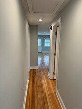 217 Park Rd in West Hartford, CT - Building Photo - Building Photo