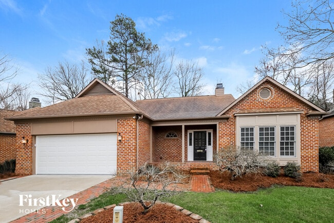 property at 914 Flicker Ln
