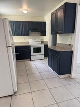 1766 NW 34th Ave in Fort Lauderdale, FL - Building Photo - Building Photo